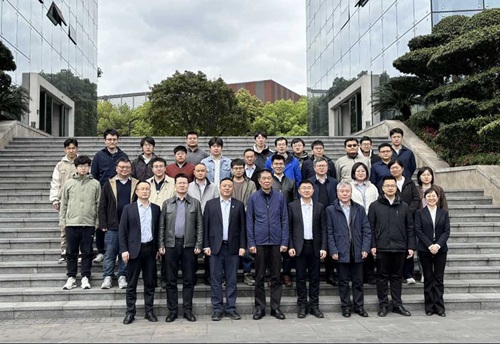 国家重点研发计划“重型商用车混合动力专用氢内燃机关键技术”项目进展调度暨中期检查启动会顺利召开